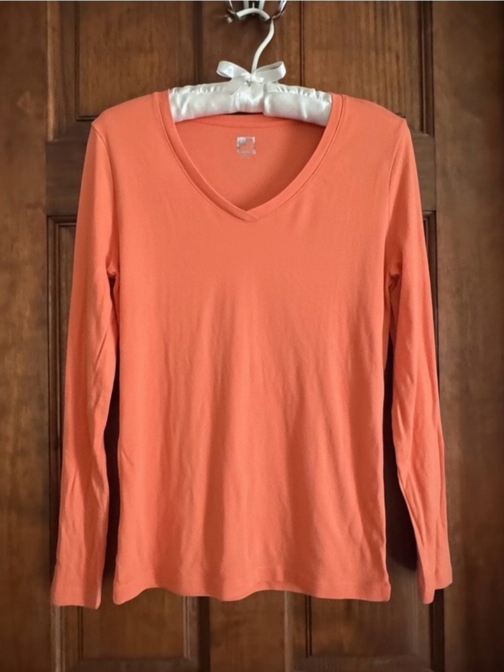 JCP LONG SLEEVES TEE SIZE LARGE
